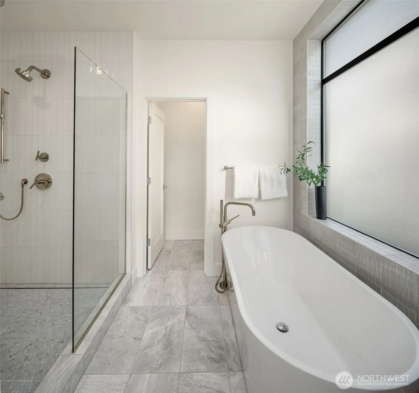 14351 NE 148th Place #3B, Woodinville, WA 98072