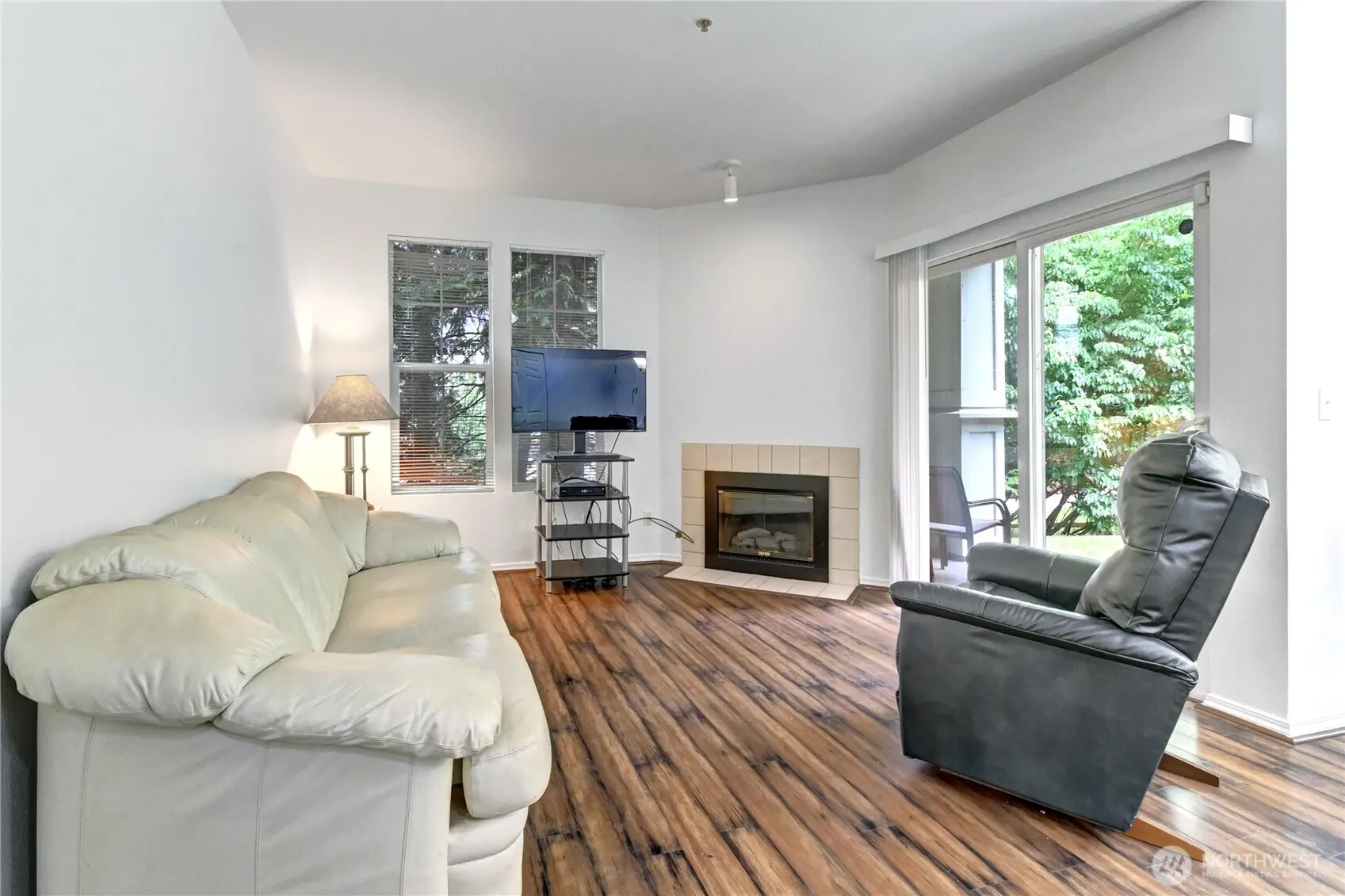 2174 Newport Way NW #4-6, Issaquah, WA 98027