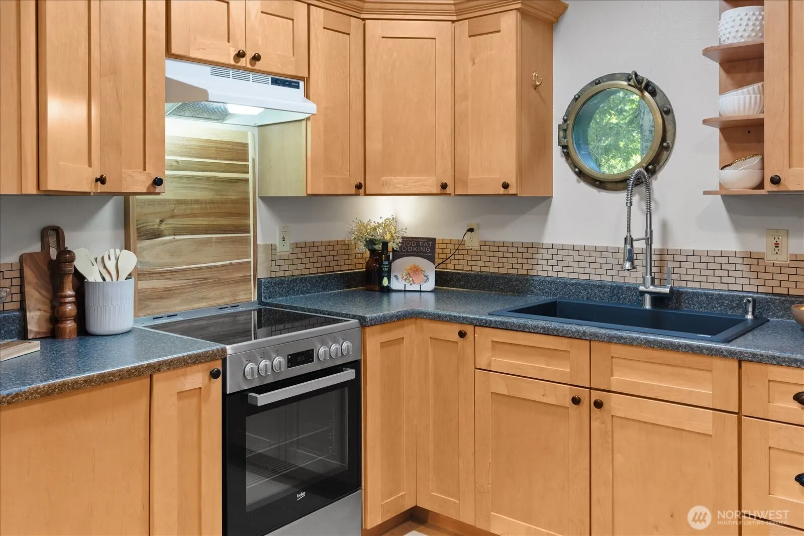 20019 NE 148th Street , Woodinville, WA 98077