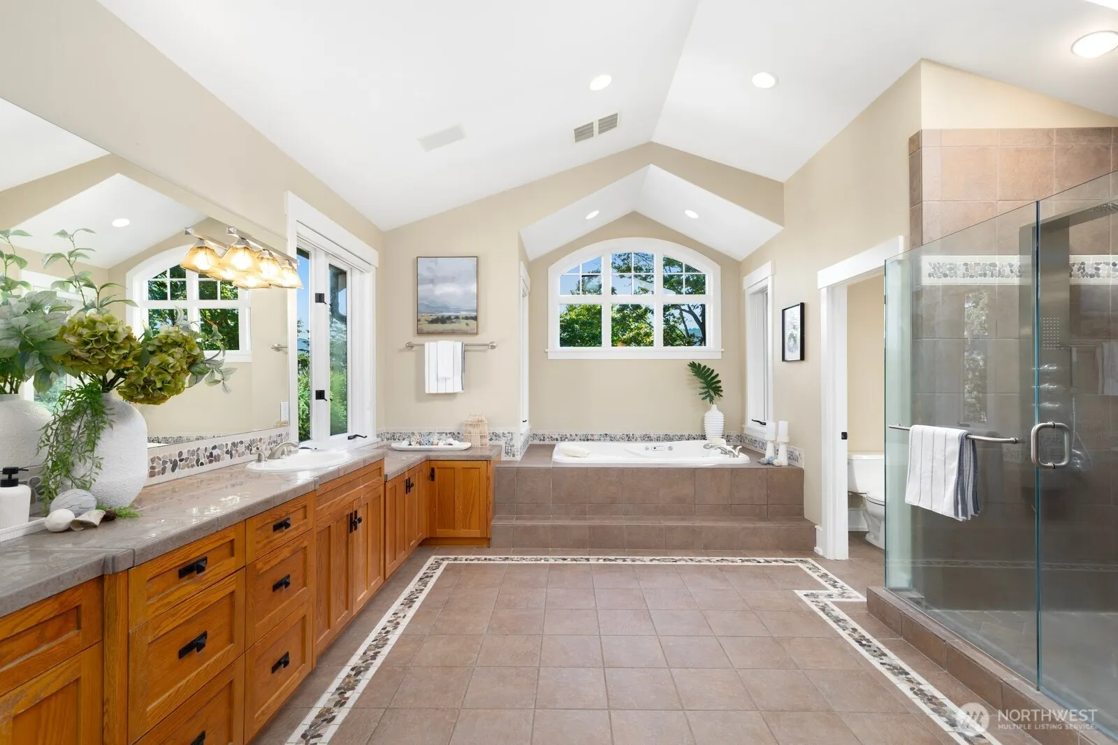 4155 212th Way SE, Sammamish, WA 98075
