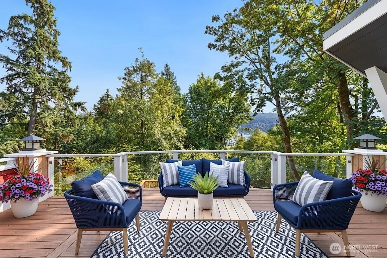 4155 212th Way SE, Sammamish, WA 98075