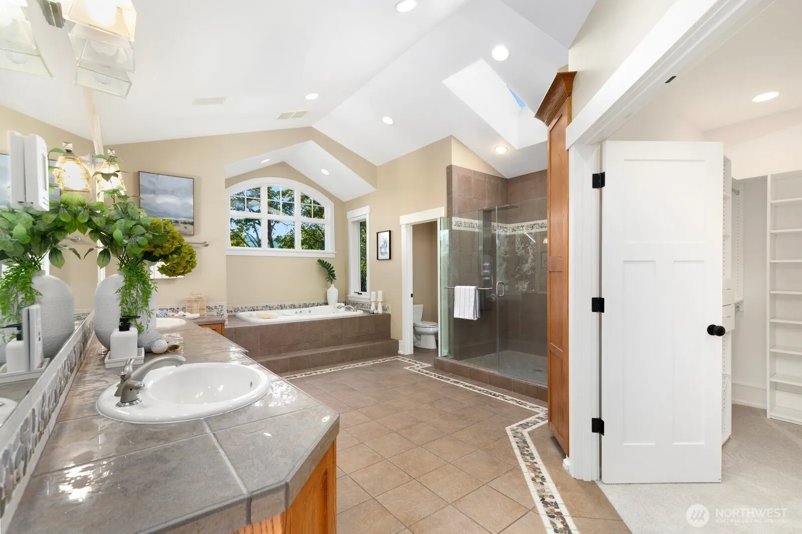 4155 212th Way SE, Sammamish, WA 98075