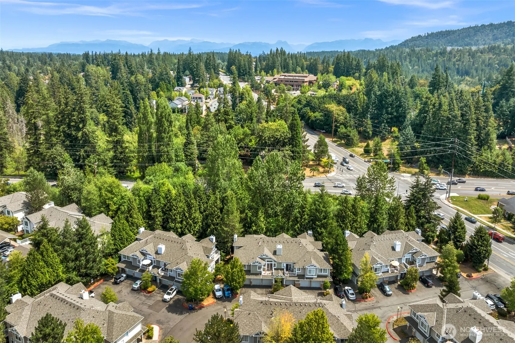 5248 238th Lane SE #8-3, Issaquah, WA 98029
