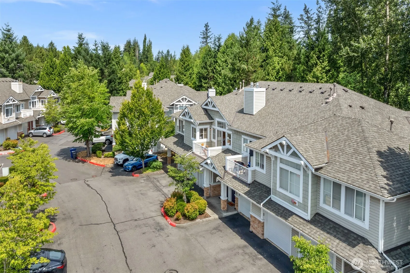 5248 238th Lane SE #8-3, Issaquah, WA 98029