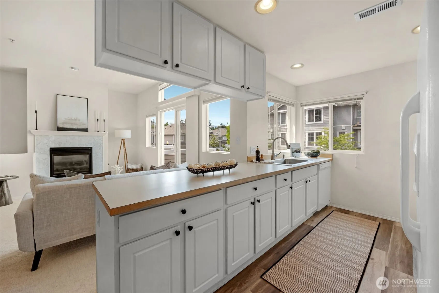 5248 238th Lane SE #8-3, Issaquah, WA 98029