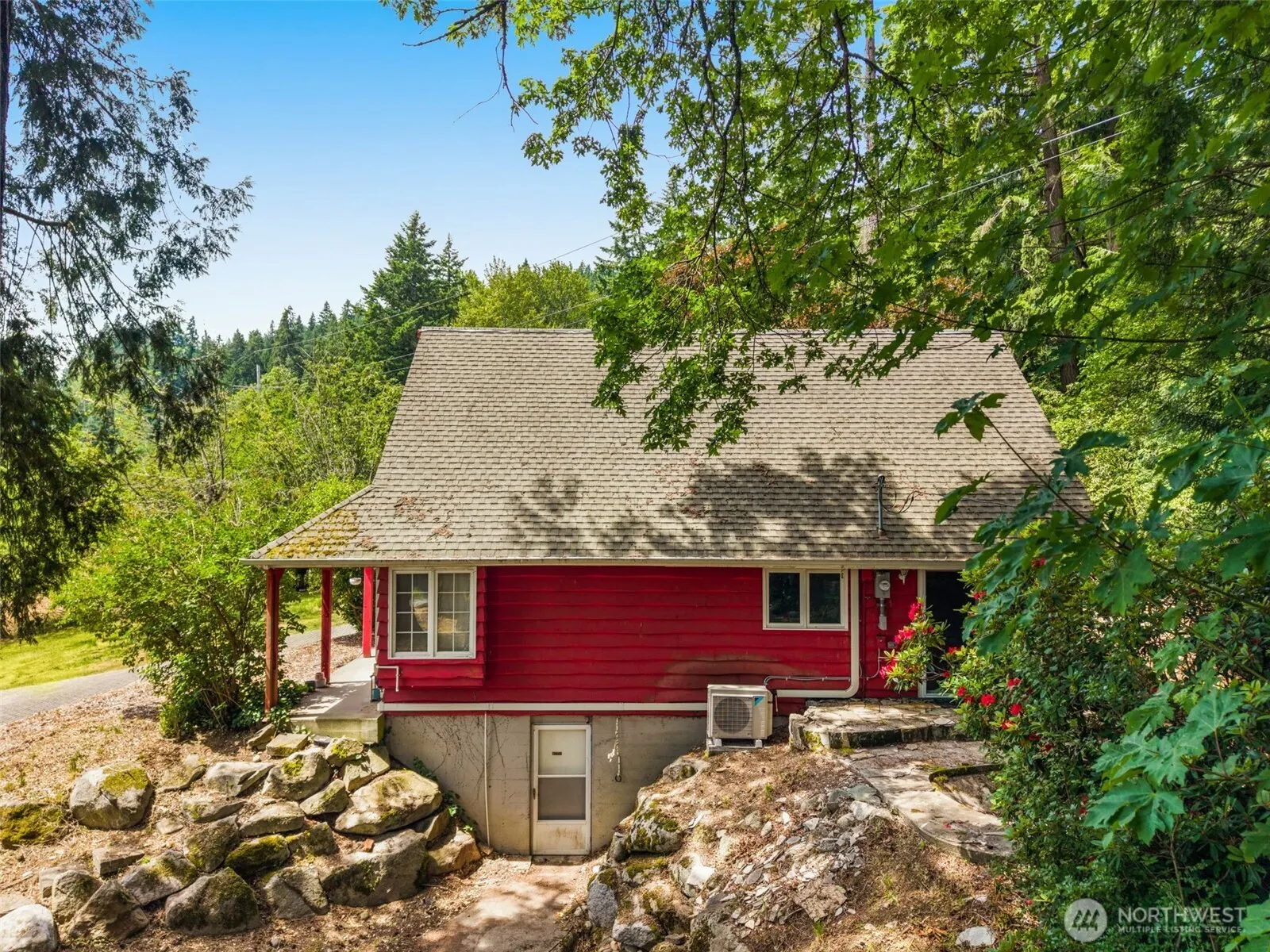 10911 Renton Issaquah Road SE, Issaquah, WA 98027