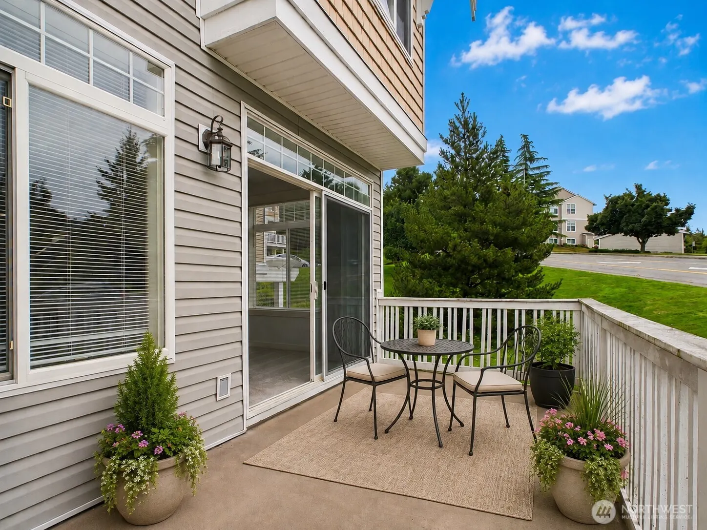 23120 SE Black Nugget Road #A6, Issaquah, WA 98029