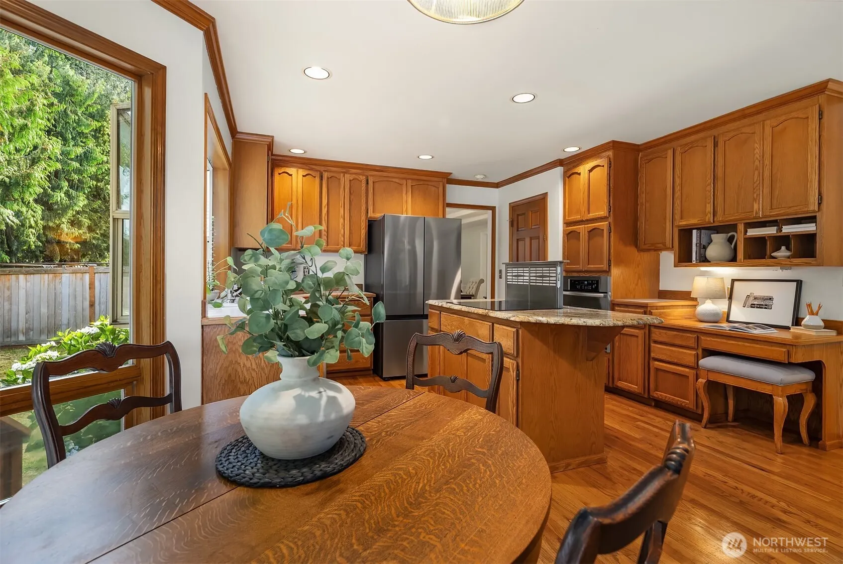 22413 NE 9th Drive , Sammamish, WA 98074