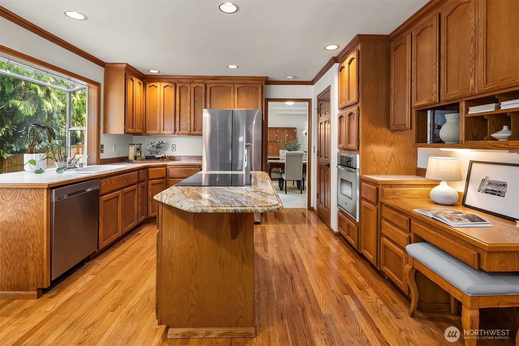 22413 NE 9th Drive , Sammamish, WA 98074
