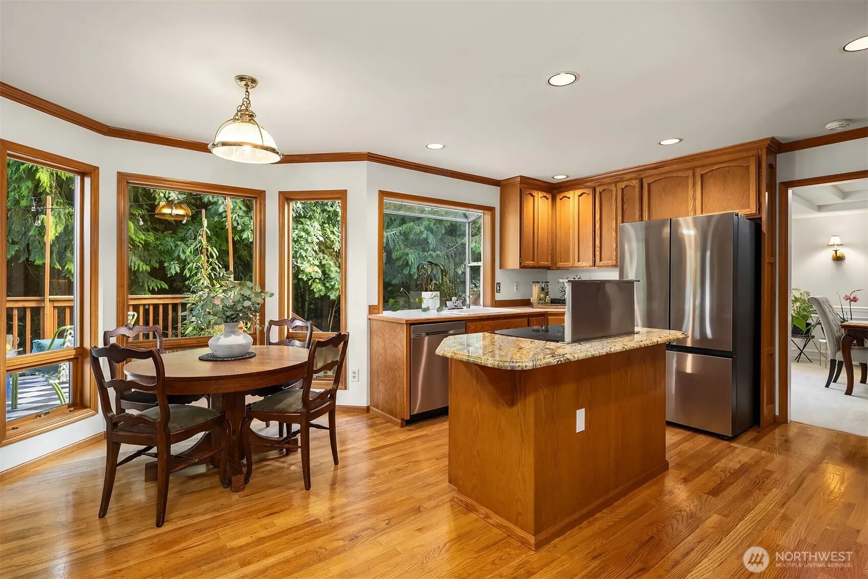 22413 NE 9th Drive , Sammamish, WA 98074