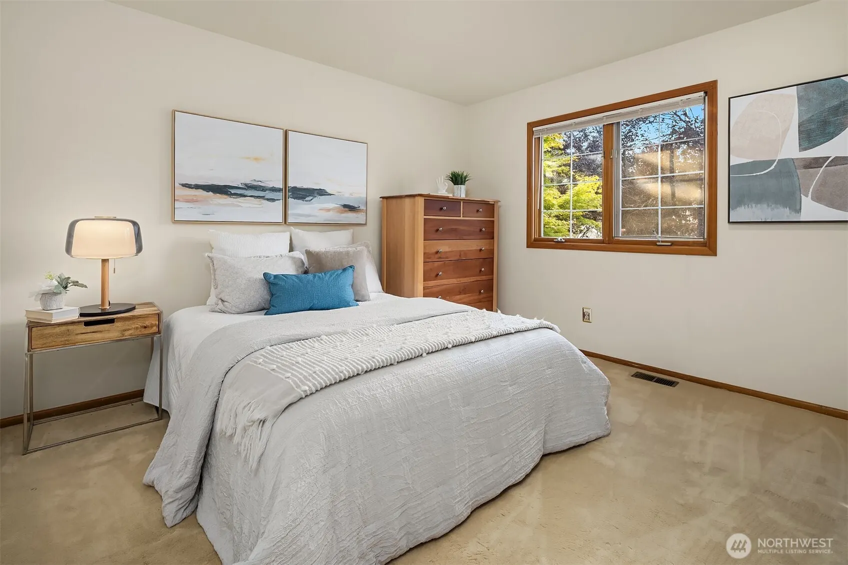 22413 NE 9th Drive , Sammamish, WA 98074