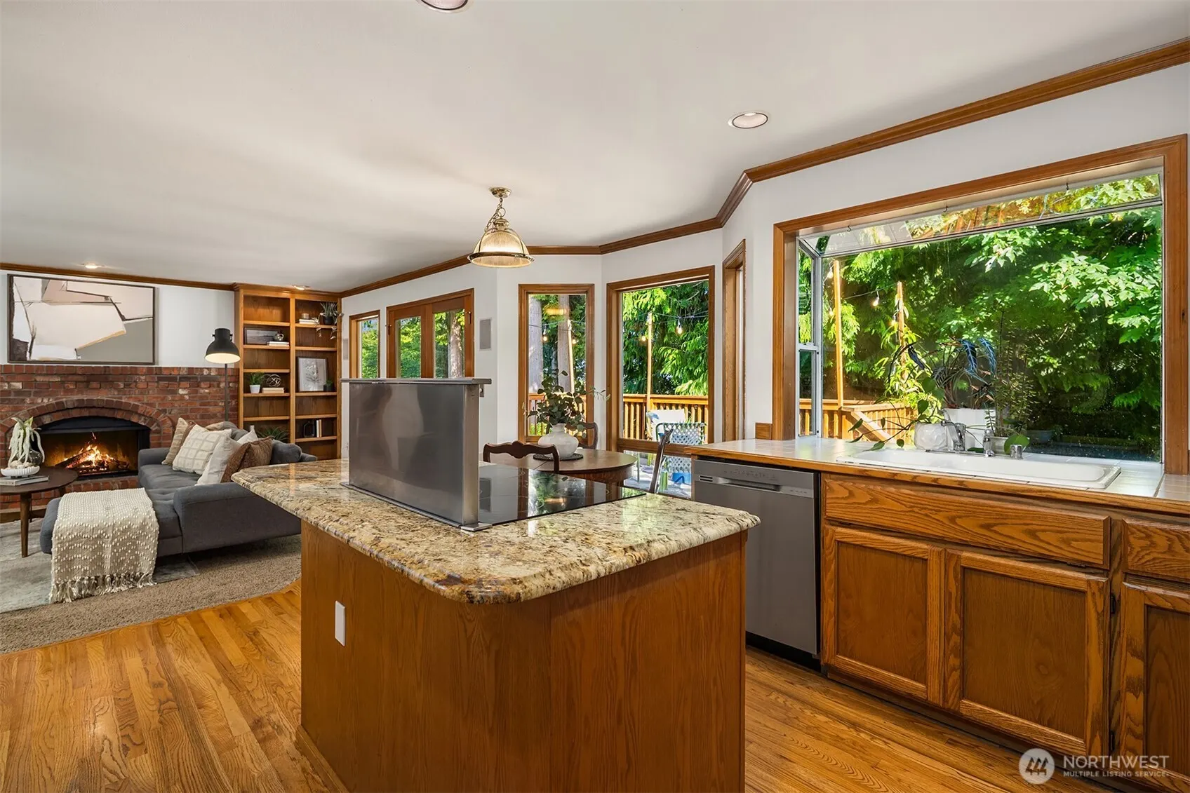 22413 NE 9th Drive , Sammamish, WA 98074