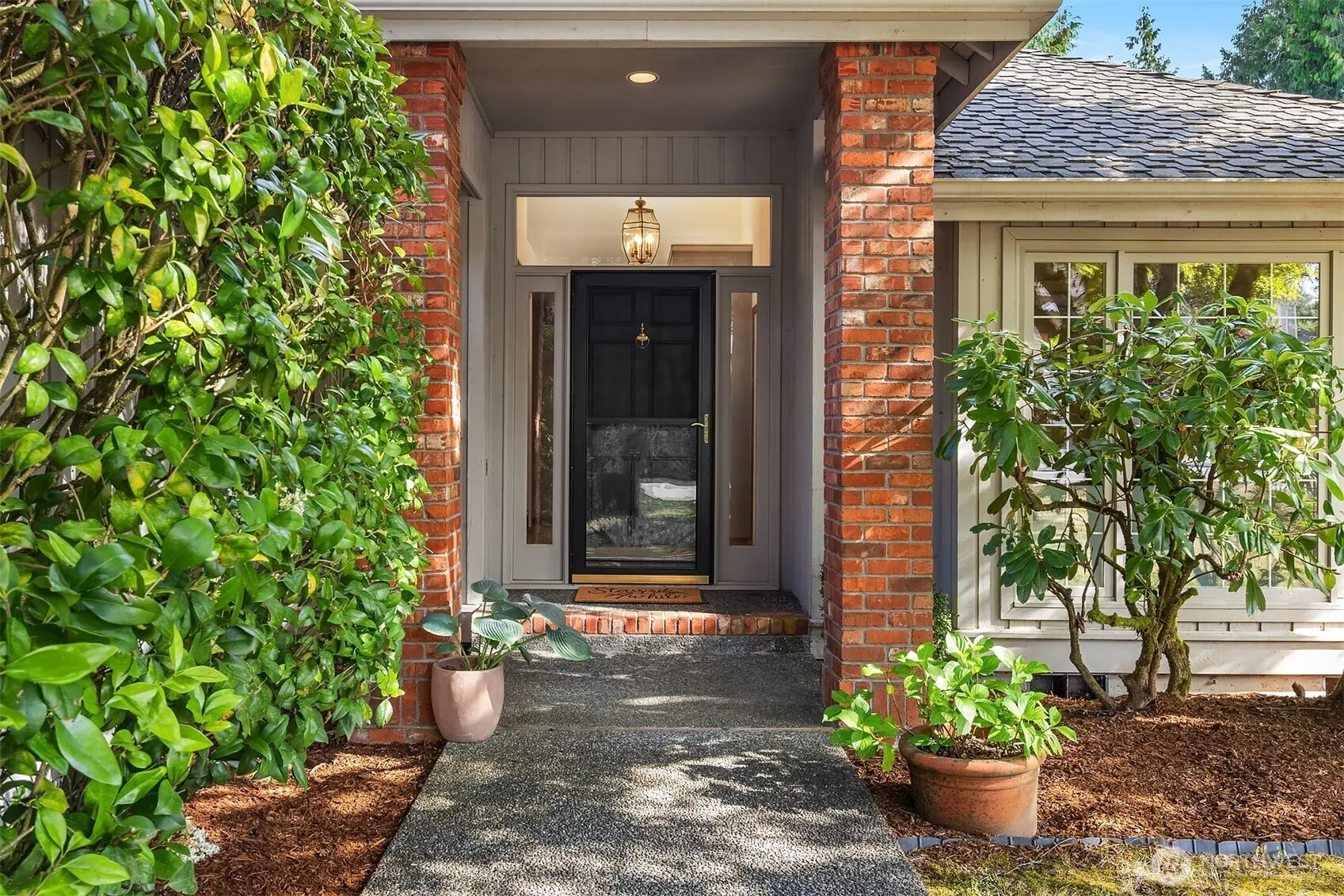 22413 NE 9th Drive , Sammamish, WA 98074
