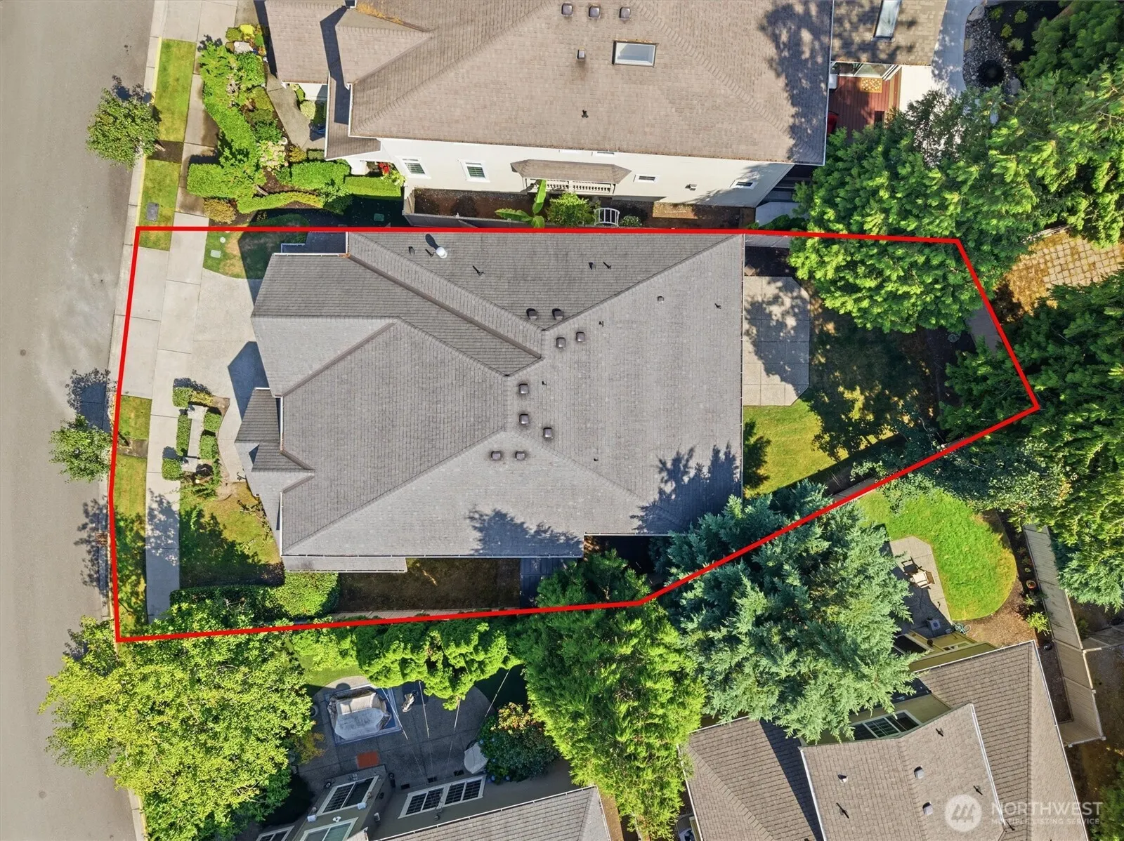 11758 168th Place NE, Redmond, WA 98052
