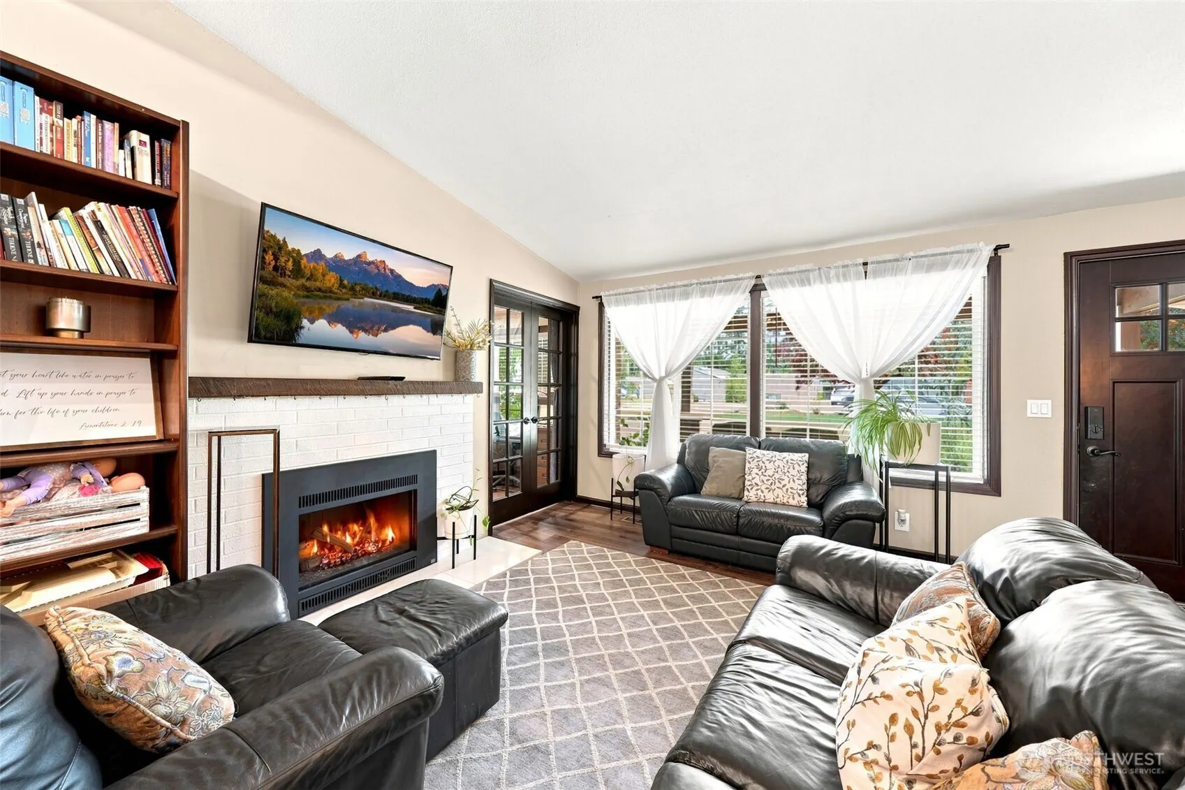 19140 NE 159th Street , Woodinville, WA 98272