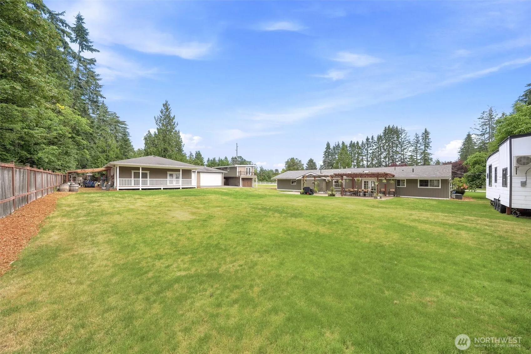 19140 NE 159th Street , Woodinville, WA 98272