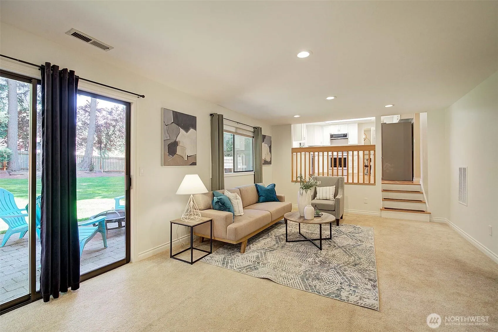 22014 NE 13th Place , Sammamish, WA 98074
