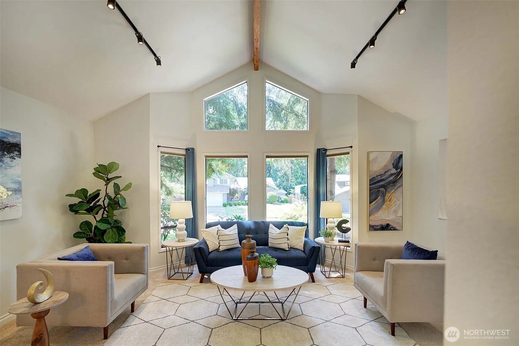 22014 NE 13th Place , Sammamish, WA 98074