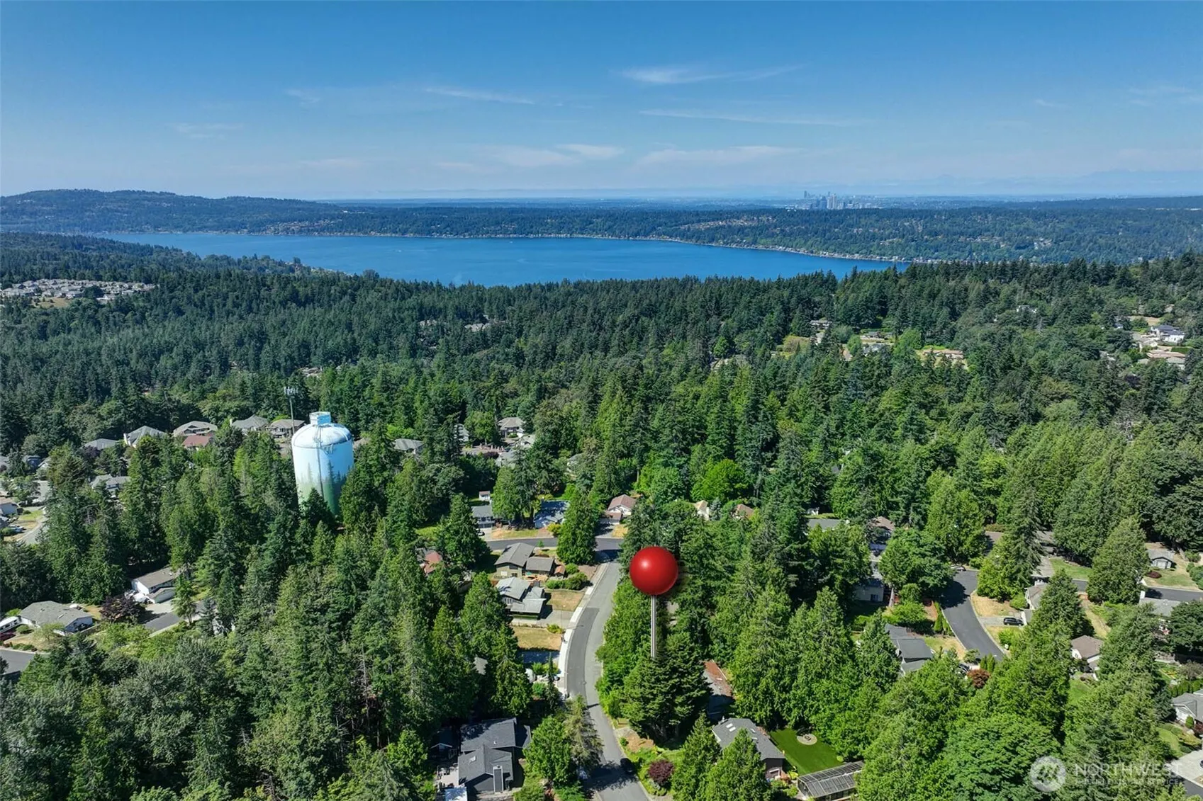 22014 NE 13th Place , Sammamish, WA 98074