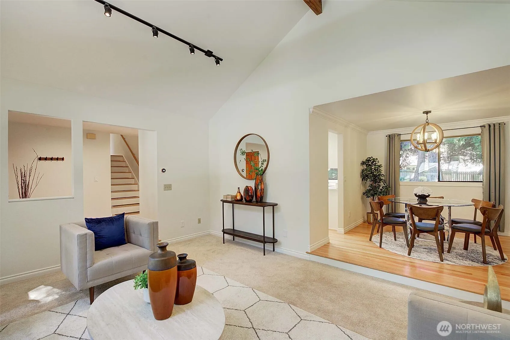 22014 NE 13th Place , Sammamish, WA 98074