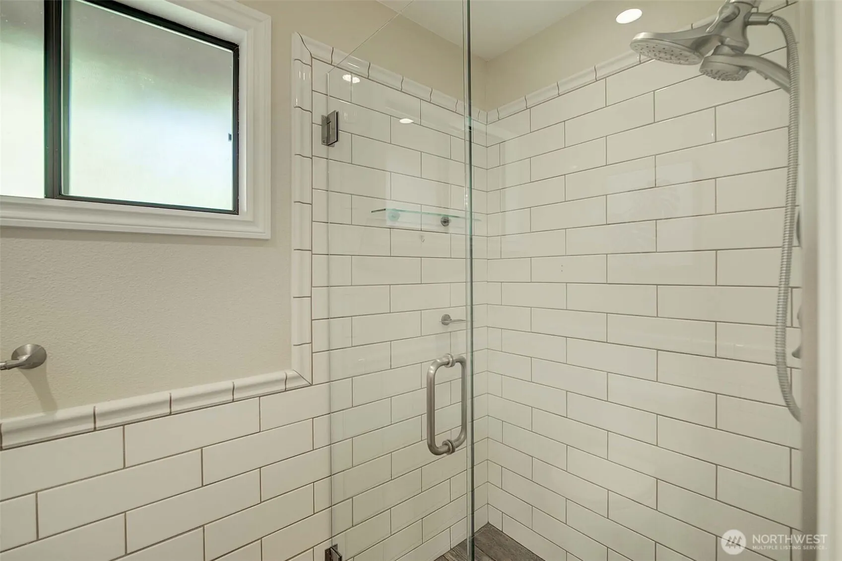 22014 NE 13th Place , Sammamish, WA 98074