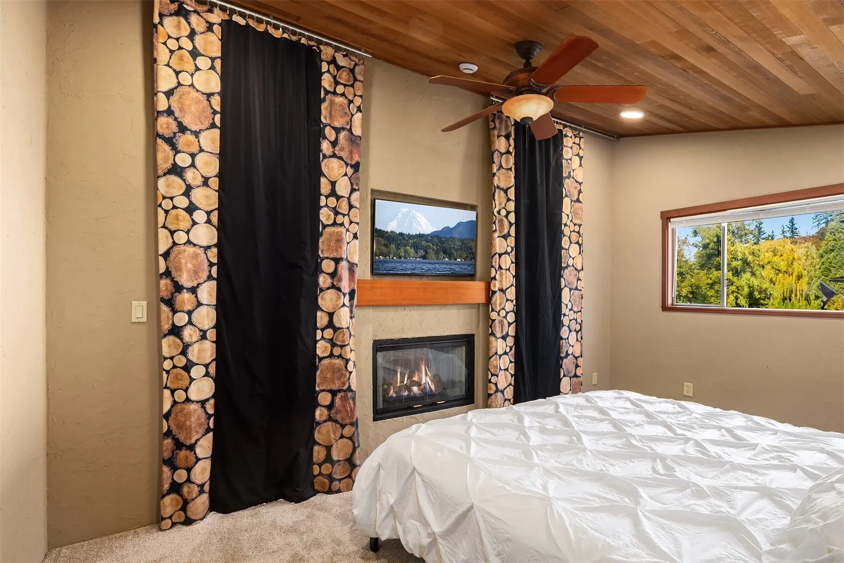 2717 E Lake Sammamish Parkway SE, Sammamish, WA 98075-7423