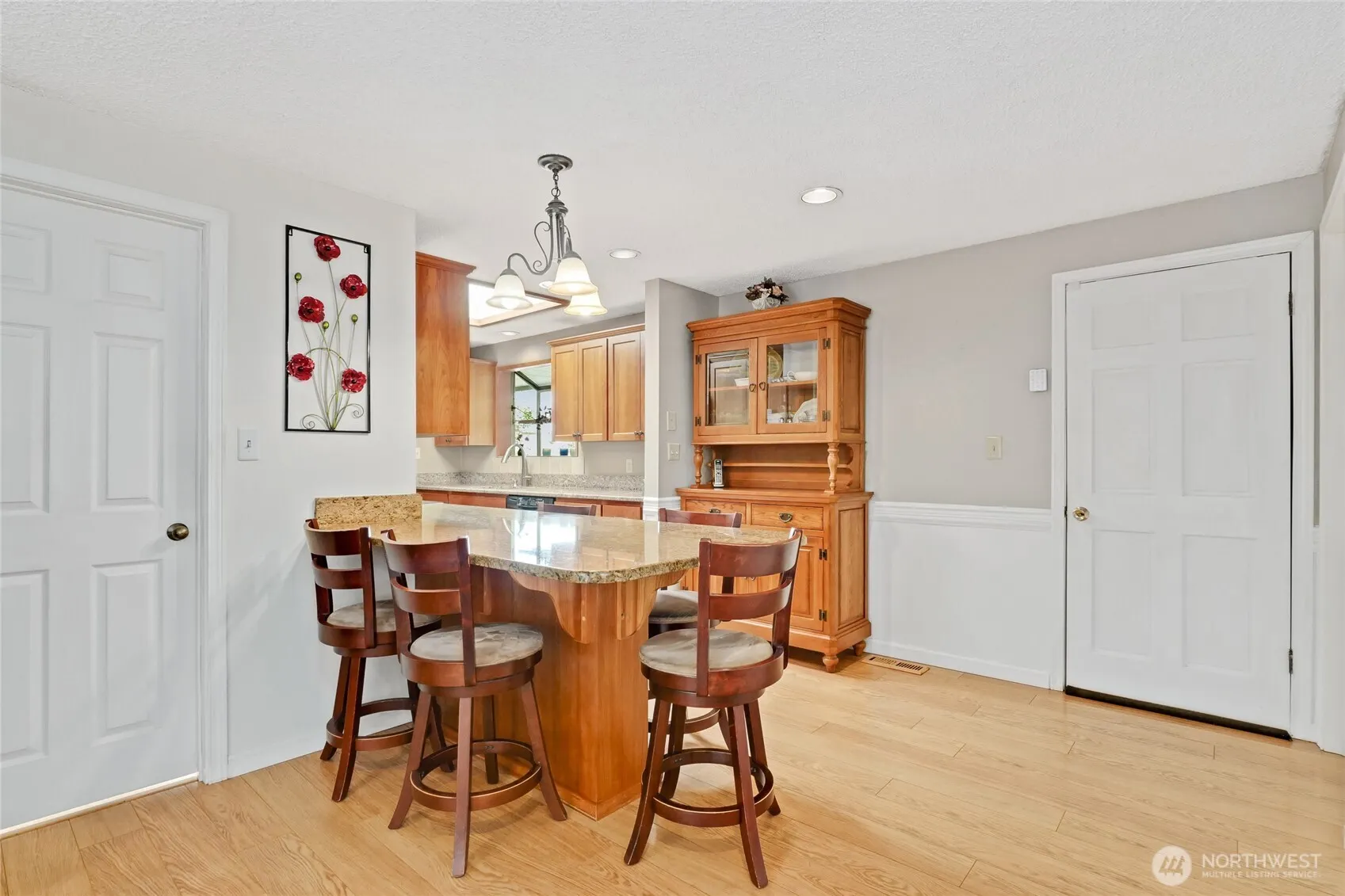 975 Front Street S, Issaquah, WA 98027
