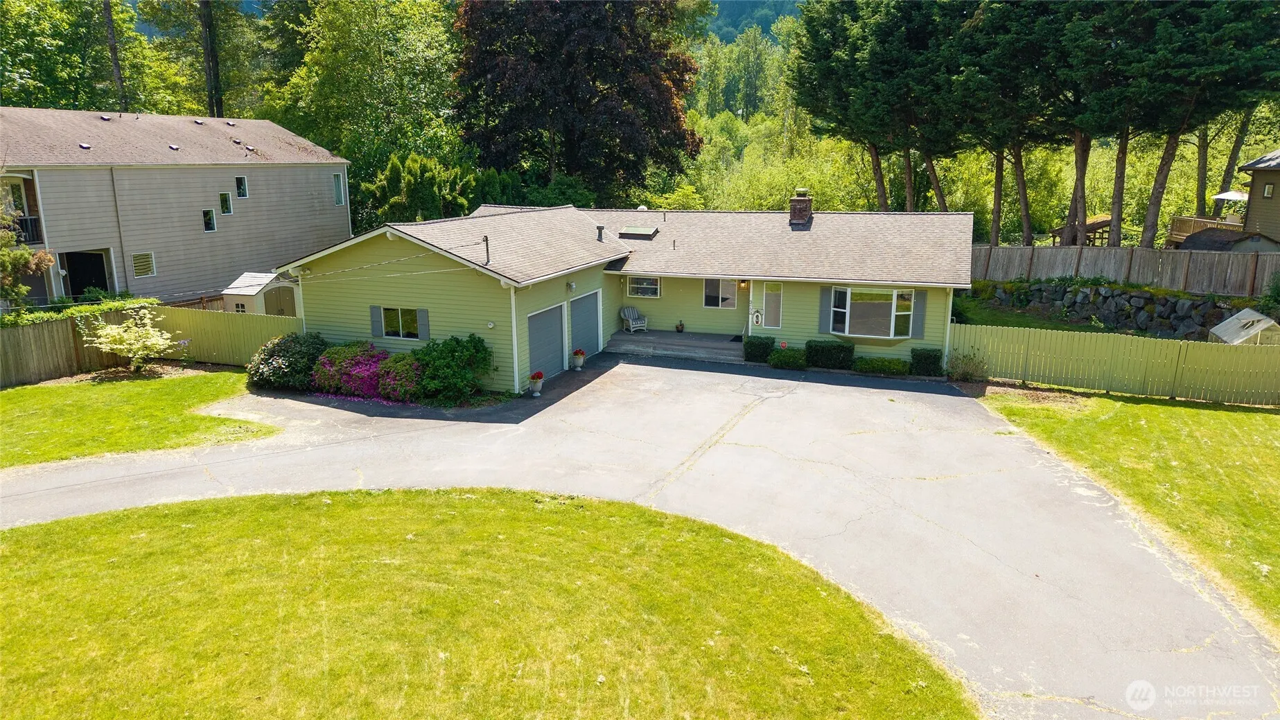 975 Front Street S, Issaquah, WA 98027