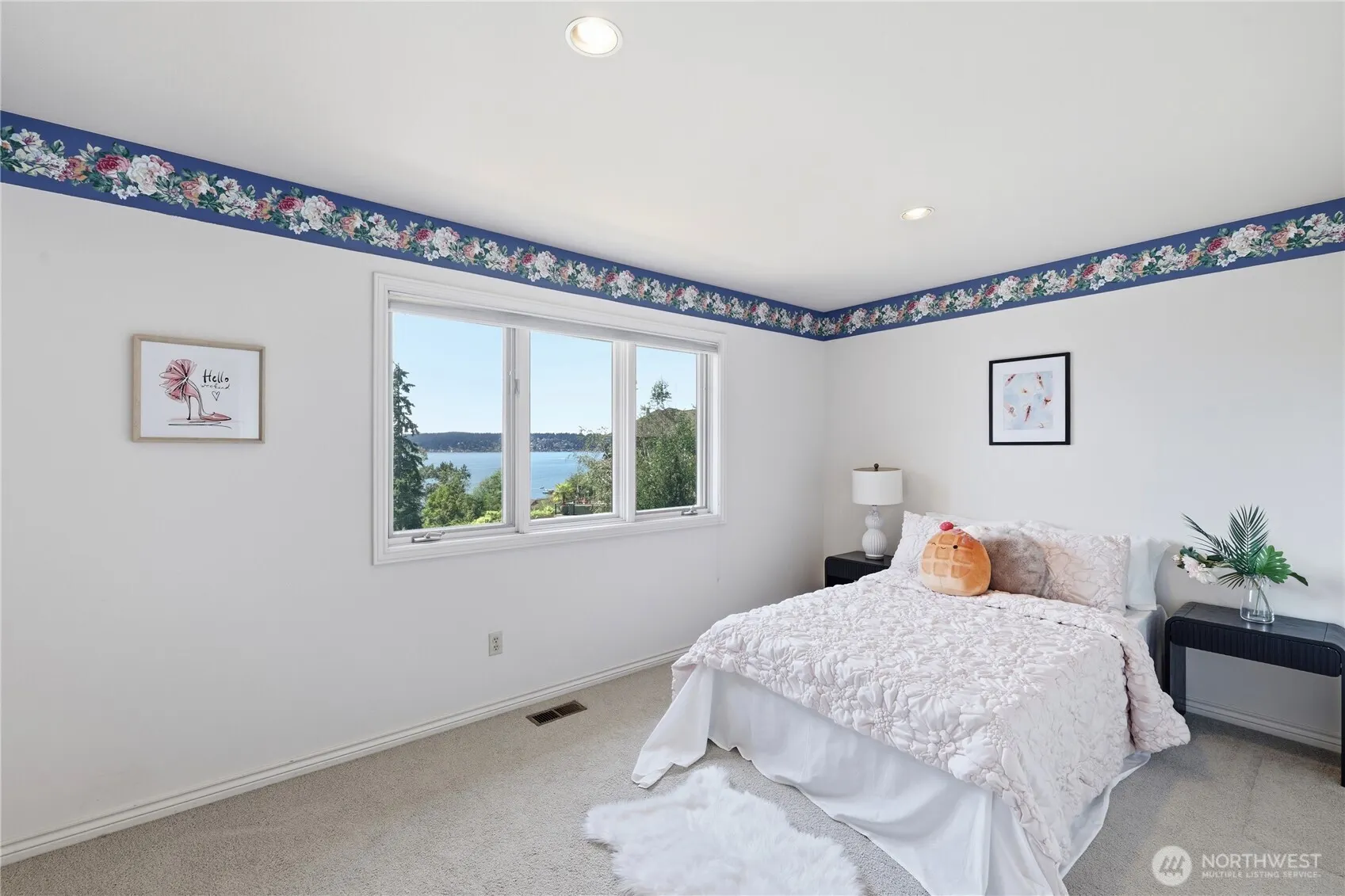 4123 205 Avenue SE, Sammamish, WA 98075