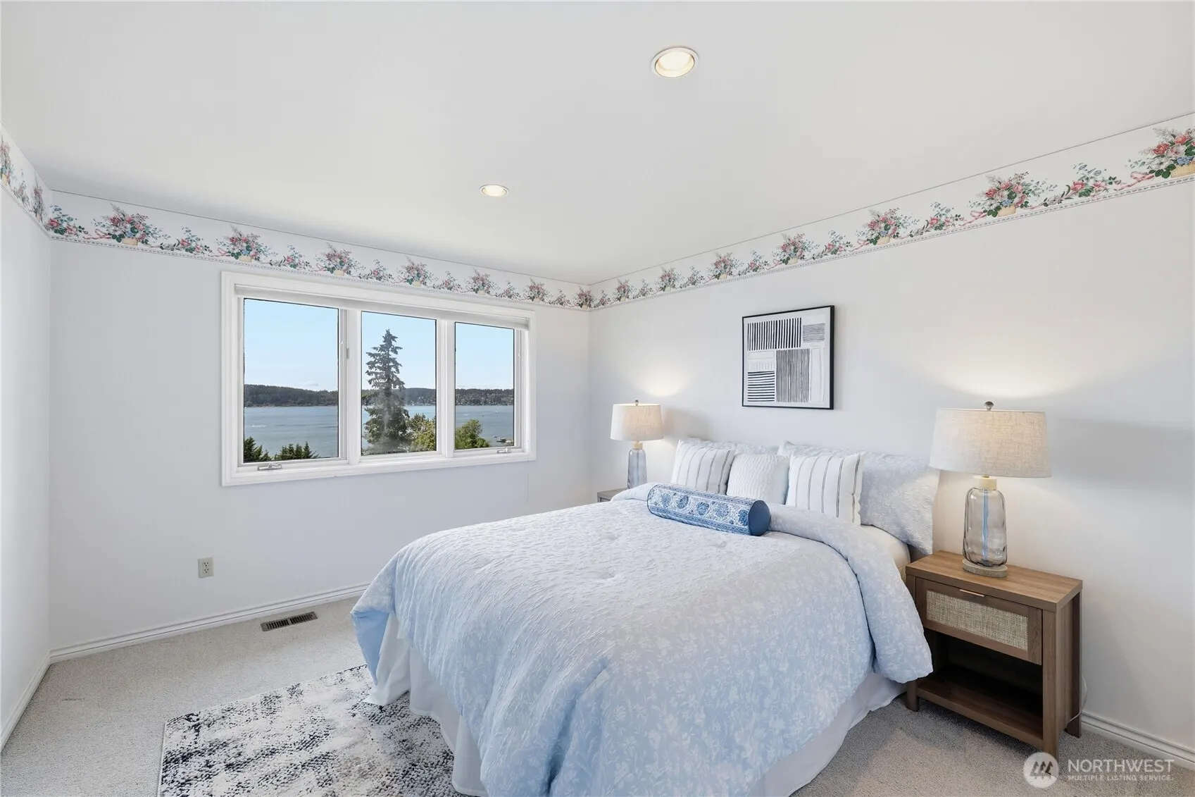 4123 205 Avenue SE, Sammamish, WA 98075