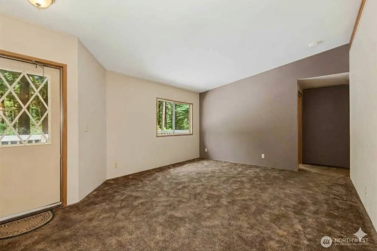 13522 198th Avenue NE, Woodinville, WA 98077