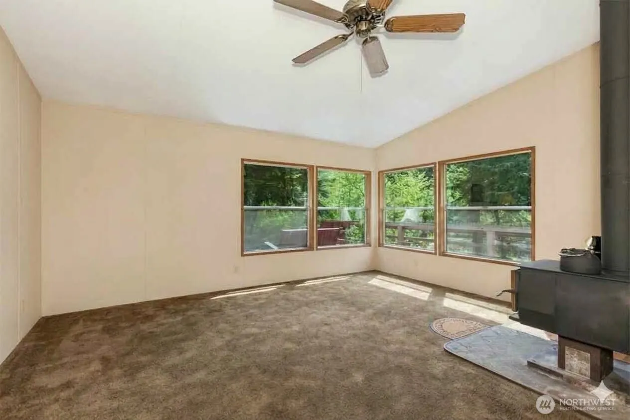 13522 198th Avenue NE, Woodinville, WA 98077
