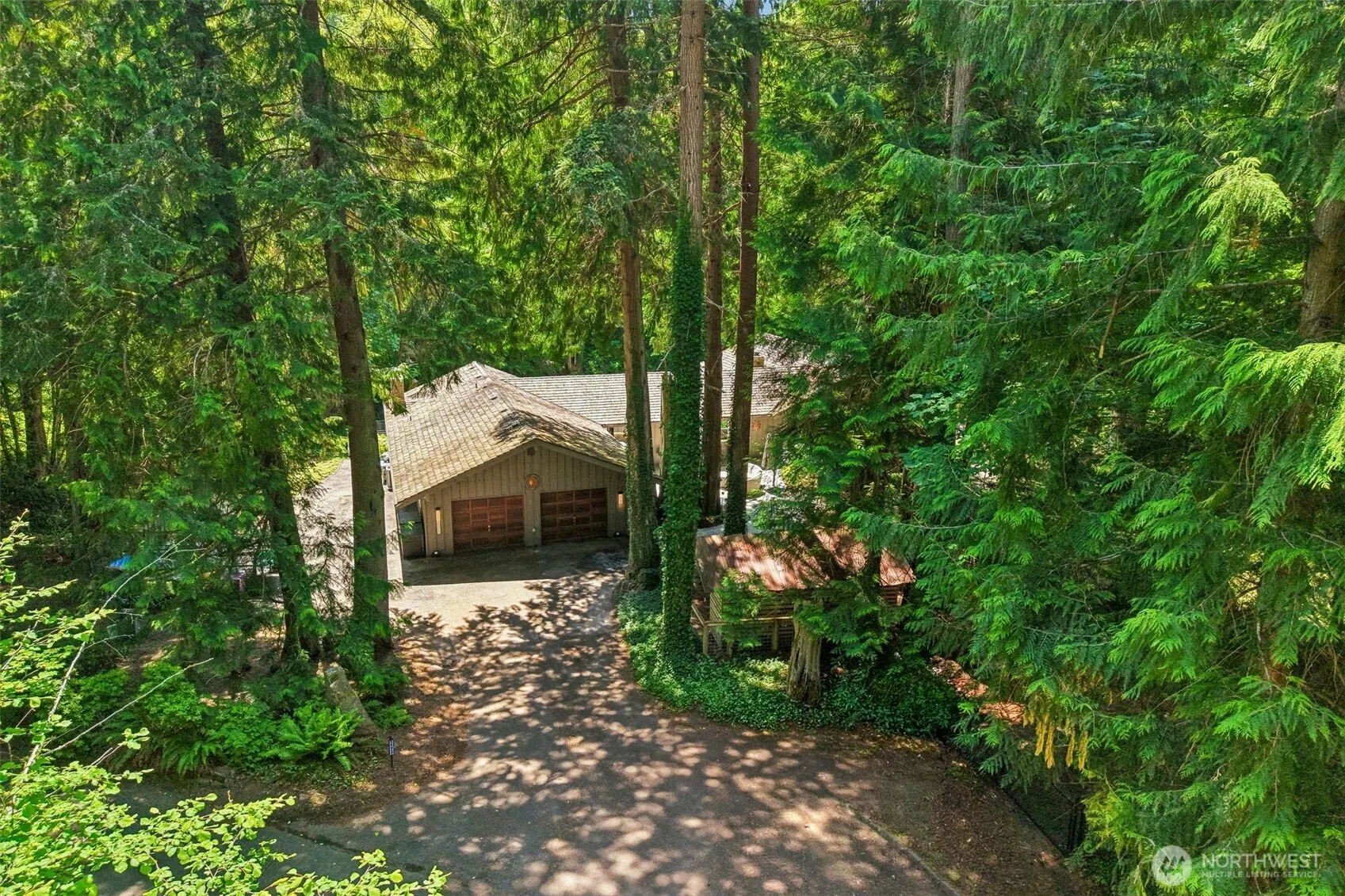 24017 SE 111th Street , Issaquah, WA 98027