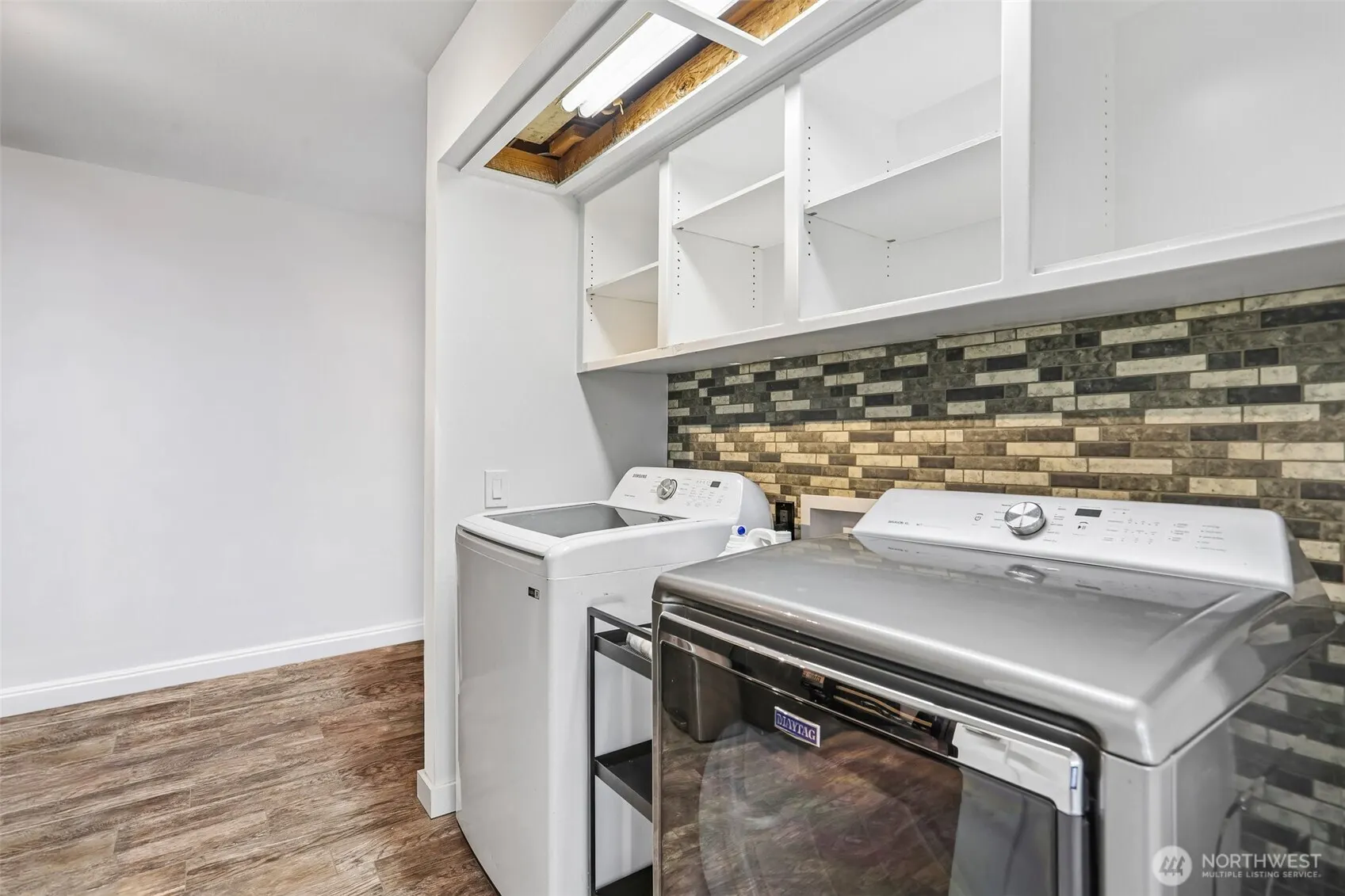 24017 SE 111th Street , Issaquah, WA 98027