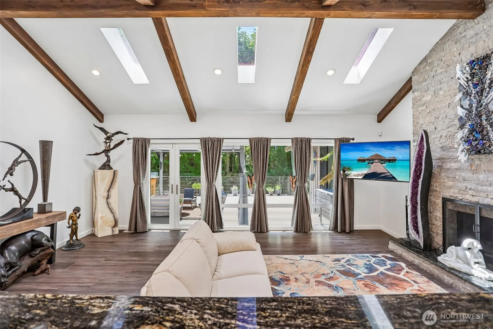 24017 SE 111th Street , Issaquah, WA 98027