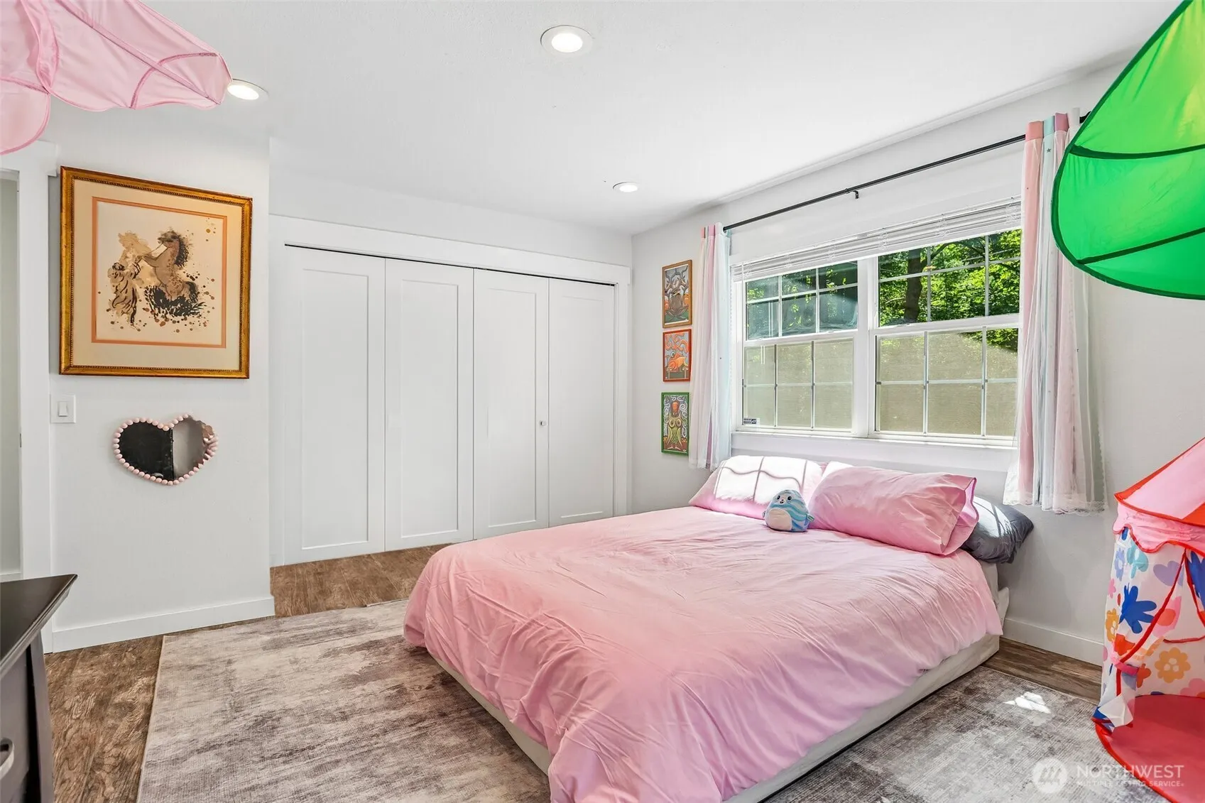 24017 SE 111th Street , Issaquah, WA 98027