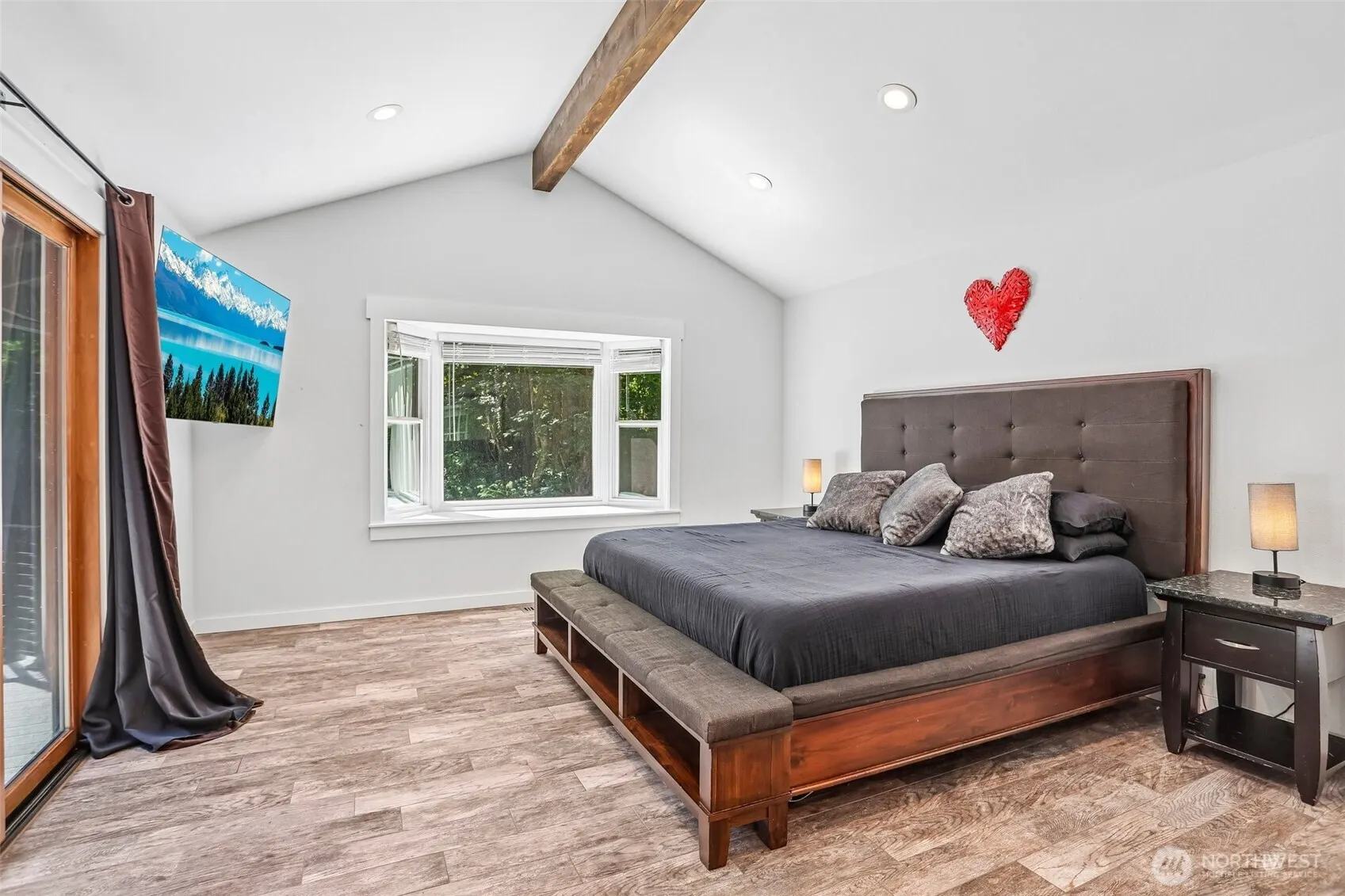 24017 SE 111th Street , Issaquah, WA 98027