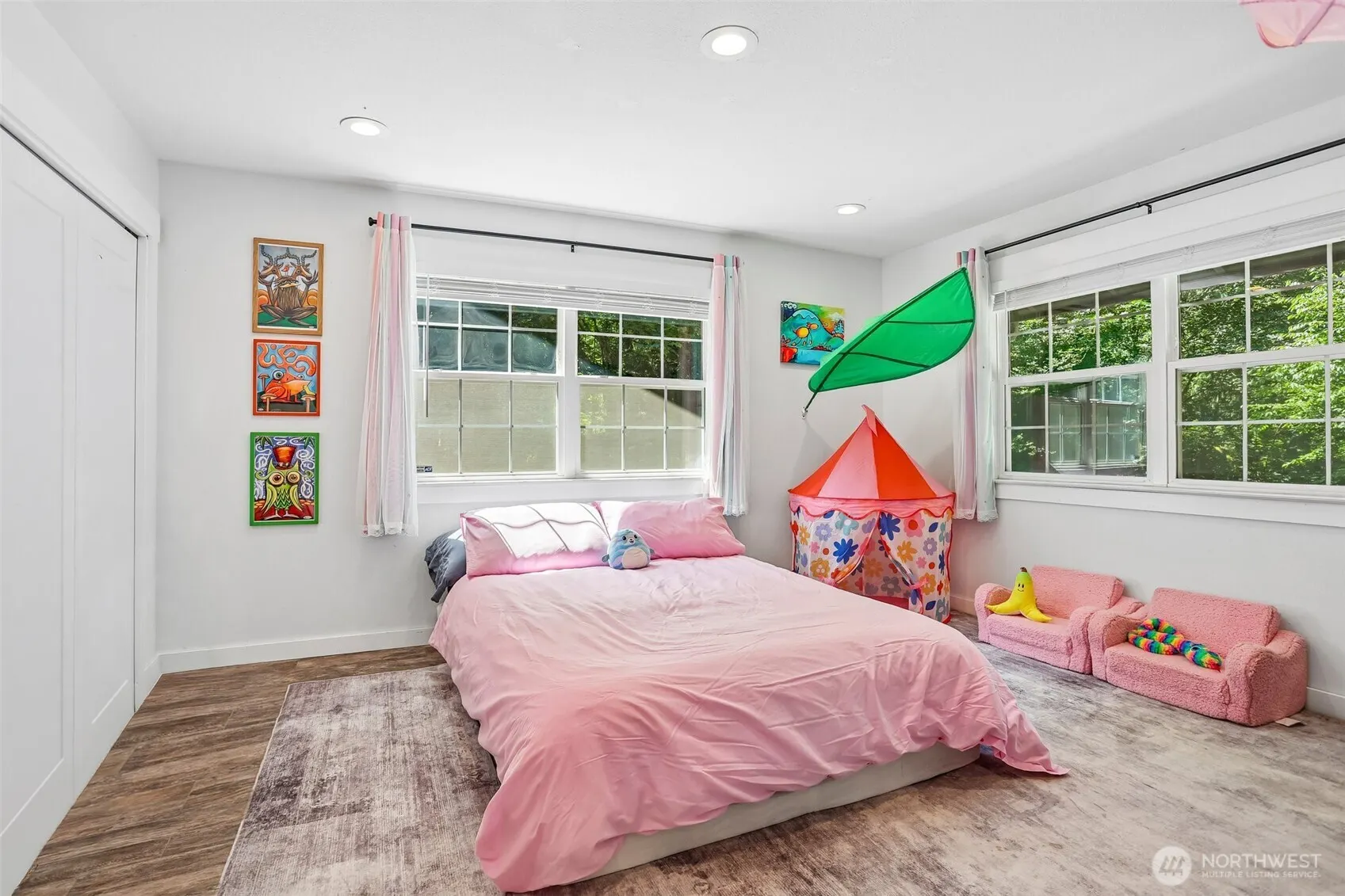 24017 SE 111th Street , Issaquah, WA 98027