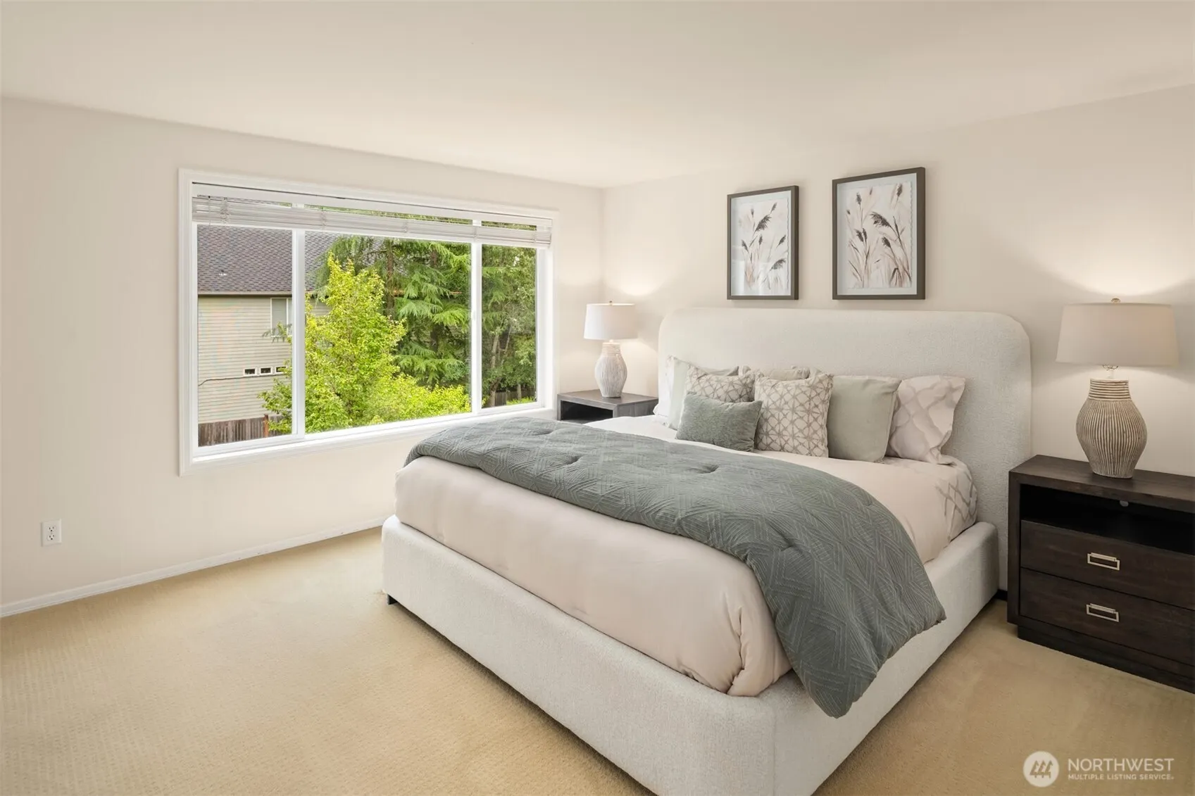 24416 SE 4th Place , Sammamish, WA 98074
