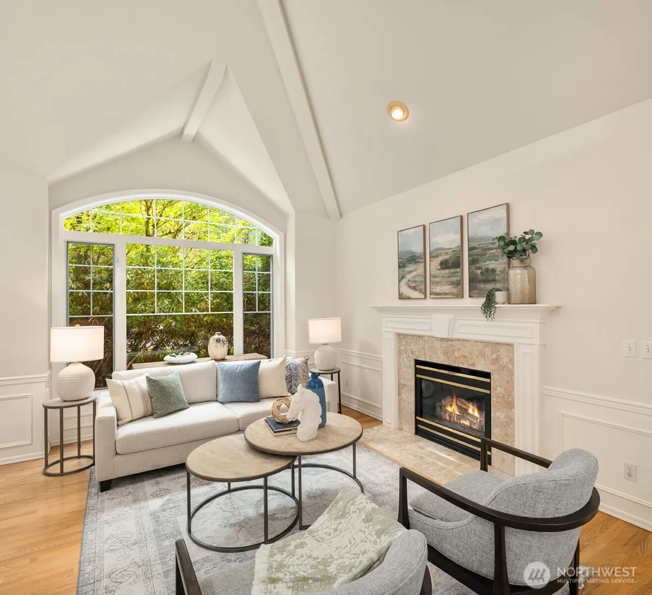24416 SE 4th Place , Sammamish, WA 98074