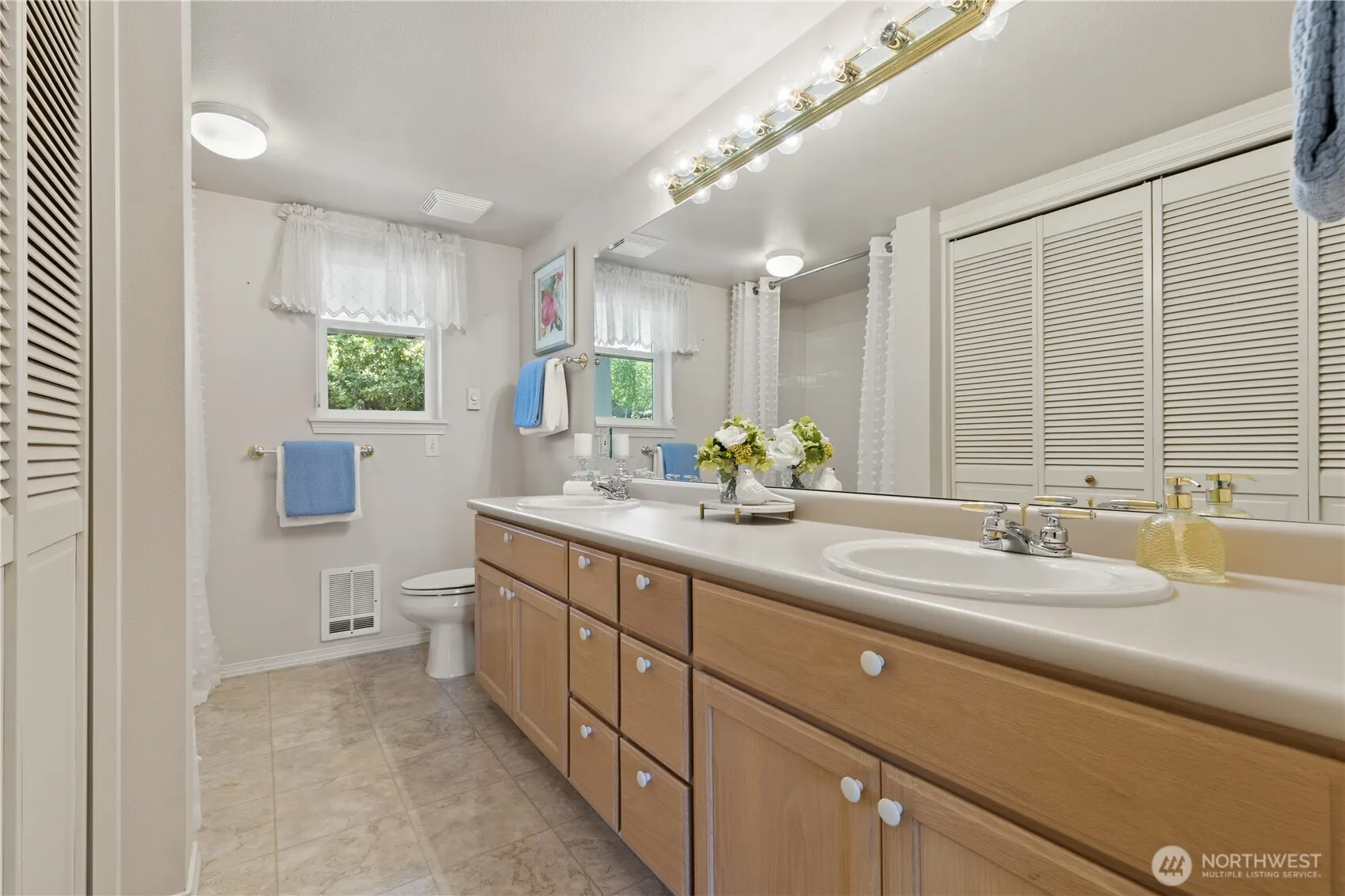 4437 Providence Point Place SE #2631, Issaquah, WA 98029