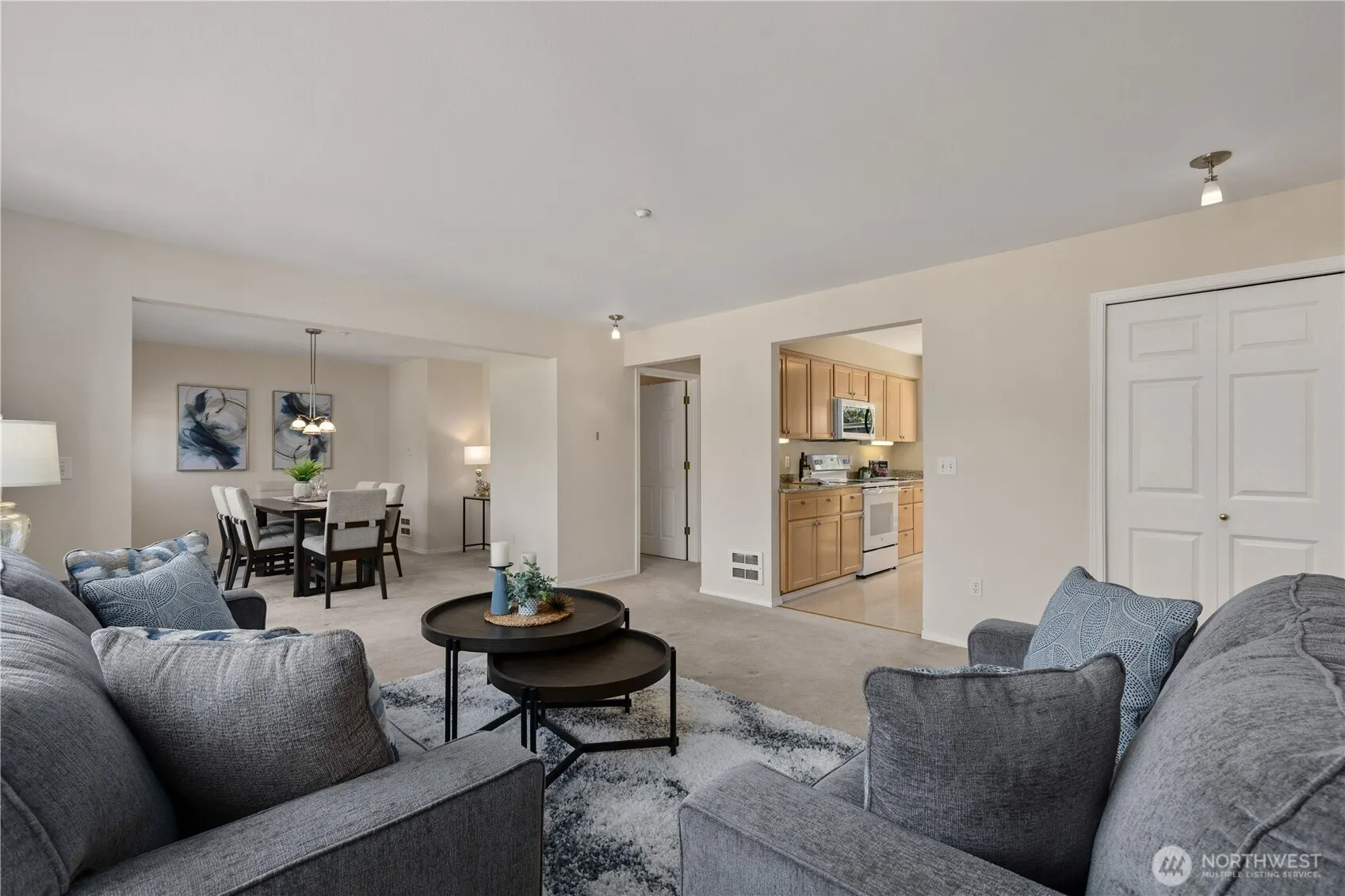 4437 Providence Point Place SE #2631, Issaquah, WA 98029