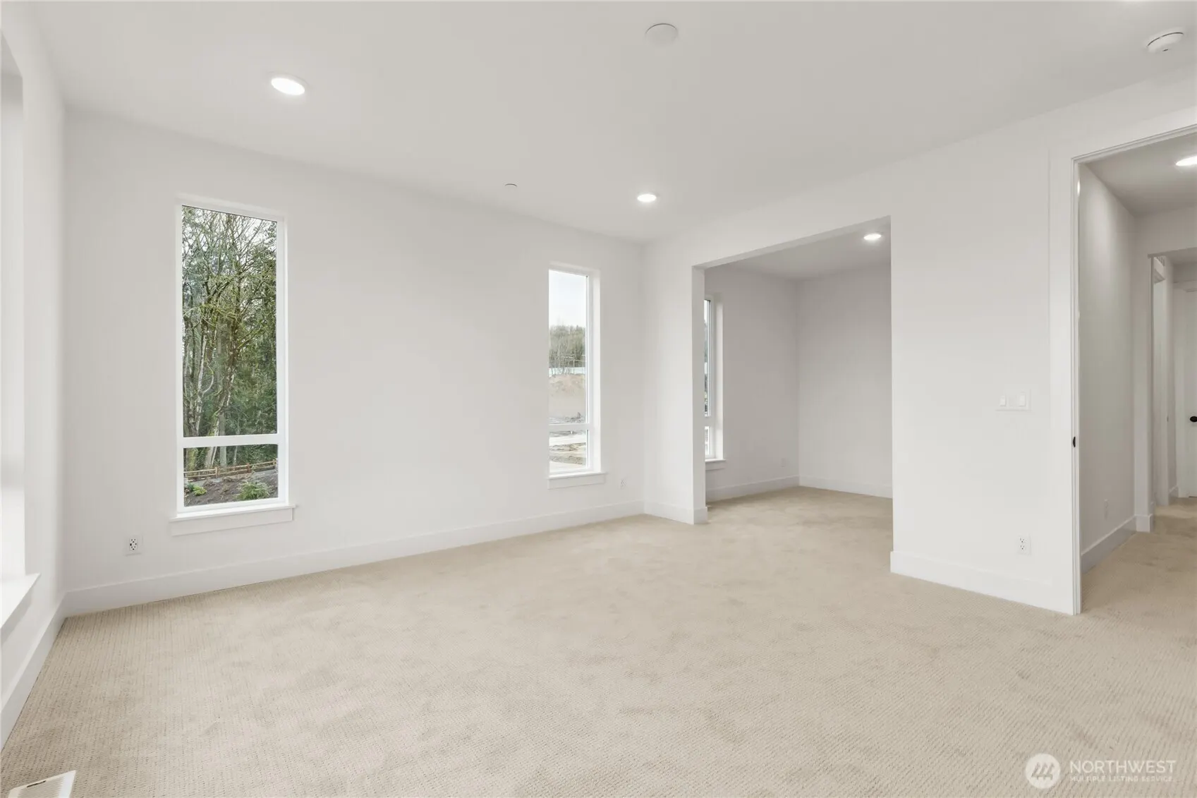 13960 NE 123rd Way #101, Redmond, WA 98052