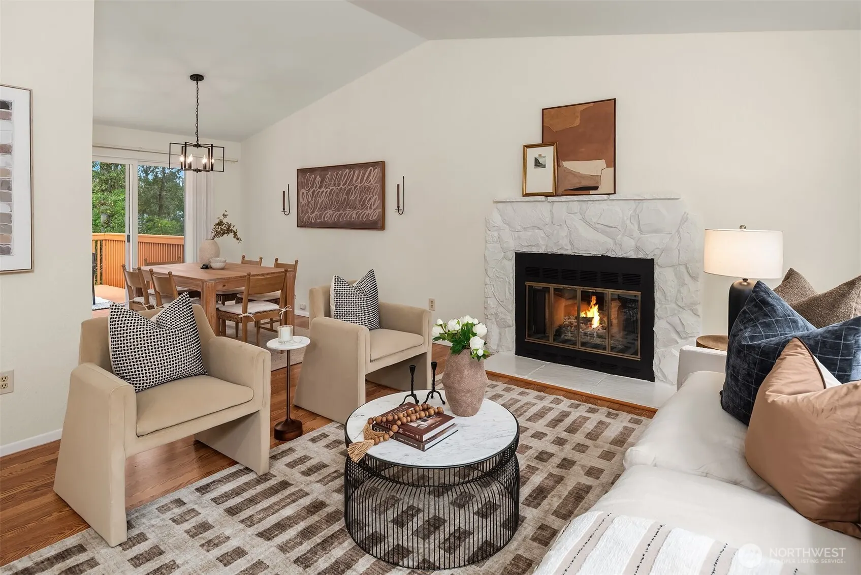 16036 NE 106th Street , Redmond, WA 98052