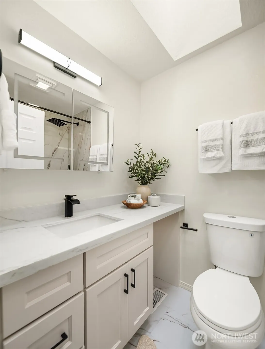 16036 NE 106th Street , Redmond, WA 98052