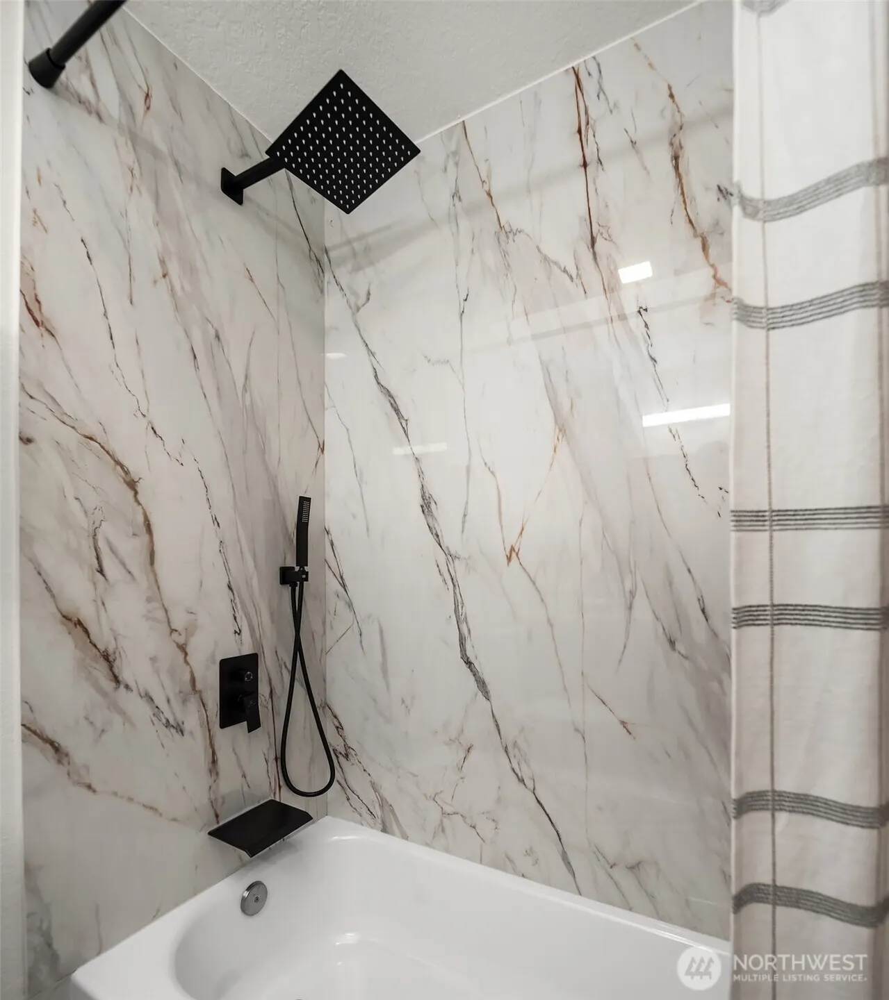 16036 NE 106th Street , Redmond, WA 98052