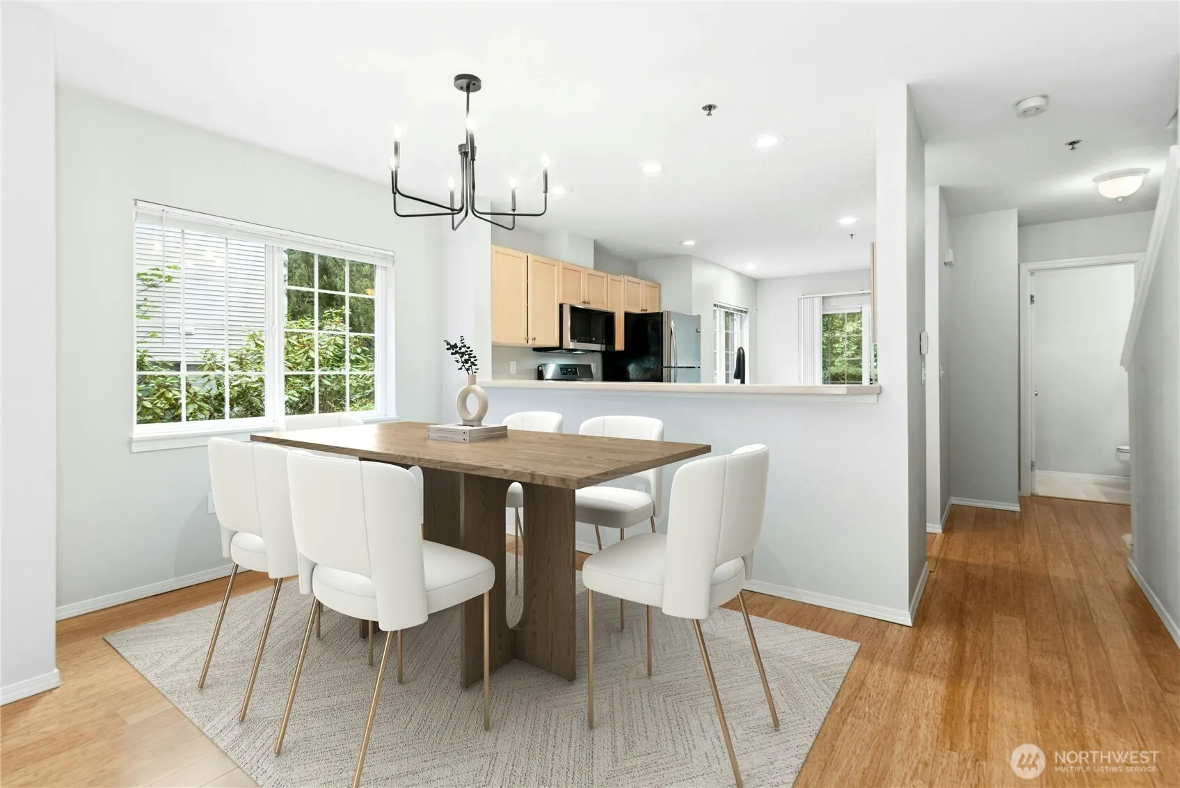 601 12th Avenue NW #E1, Issaquah, WA 98027