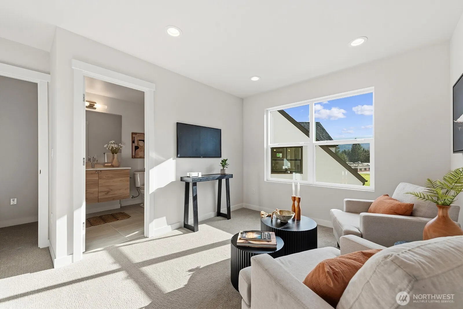 781 7th Avenue NW, Issaquah, WA 98027