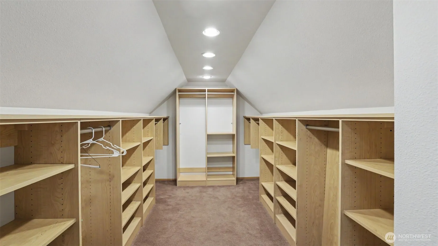 25506 SE 41st Court , Sammamish, WA 98029