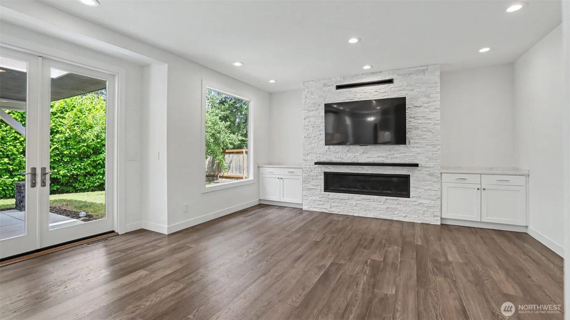 25506 SE 41st Court , Sammamish, WA 98029